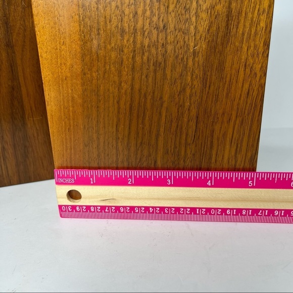 Mid-Century Modern Pair of Wooden Bookends with Gold Plated Religious Cross - Picture 9 of 13